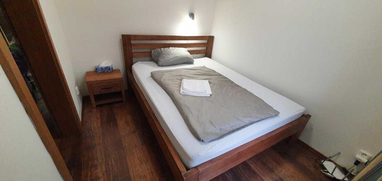 Apartman 63M2 S Balkonem V Lazenskem Centru Karlovy Vary Dış mekan fotoğraf